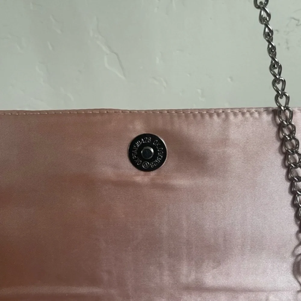 Pink Pearl Sparkly Cross Body/Clutch - Picture 12 of 12